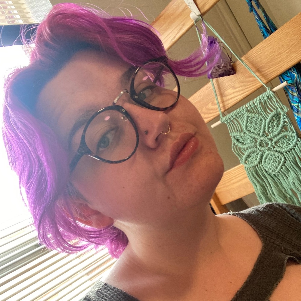 Meet your Posher, Ivy